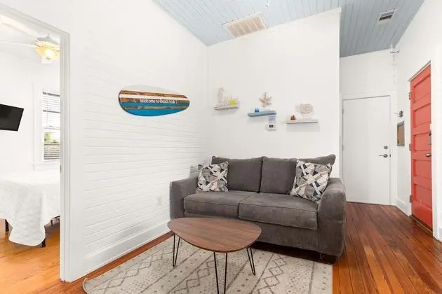 Daire, 1 En Büyük (King) Boy Yatak ve Çekyat, Mutfak, Plaj Manzaralı (5)