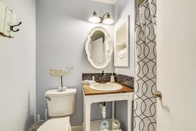 Sıra Ev, 2 Yatak Odası, Balkon (1F)