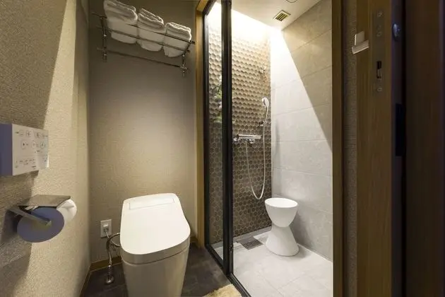 Dört Kişilik Oda, Sigara İçilmez (Bunk-bed)