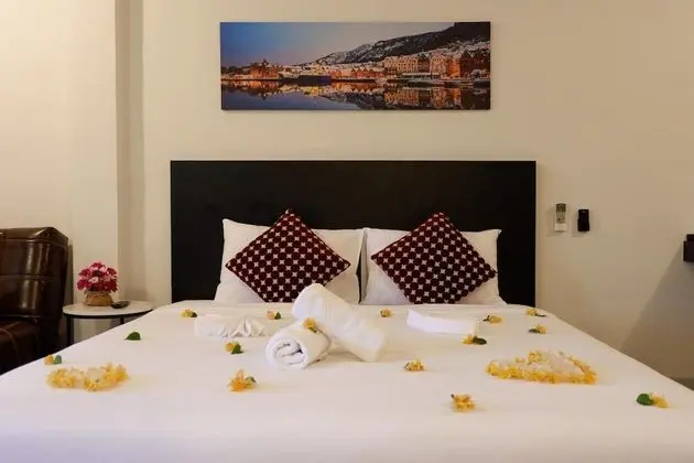 Standard Room with Mountain View