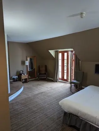 Tek Büyük veya İki Ayrı Yataklı Oda