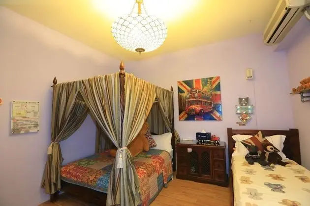 Design Tek Büyük Yataklı Oda, 1 Çift Kişilik Yatak