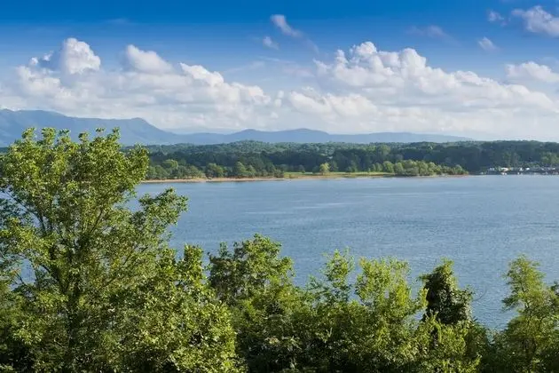 Kulübe, Birden Çok Yatak, Dağ Manzaralı
