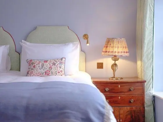 Tek Büyük Yataklı Oda (Poplar Room)