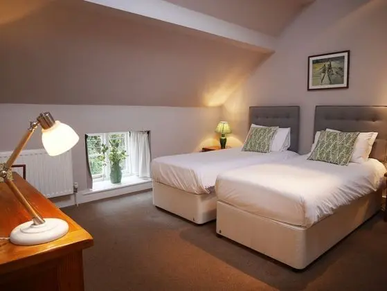 Tek Büyük veya İki Ayrı Yataklı Oda