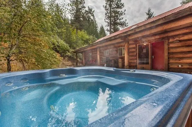 Kulübe, Birden Çok Yatak (Bear Ridge Cabin)
