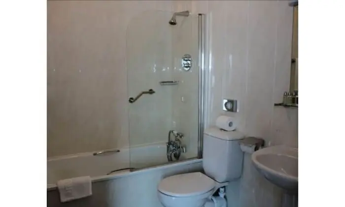 Deluxe Tek Büyük veya İki Ayrı Yataklı Oda, Balkon