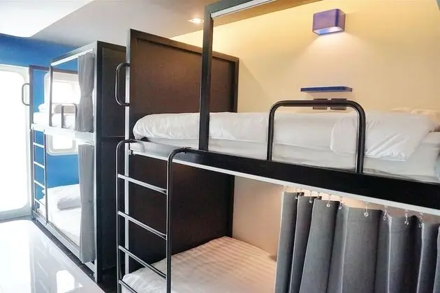 Bed in 4-Bed Mixed Dormitory Room (Shared Bathroom)