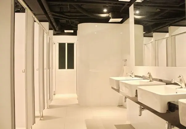 Bed in 4-Bed Mixed Dormitory Room (Shared Bathroom)