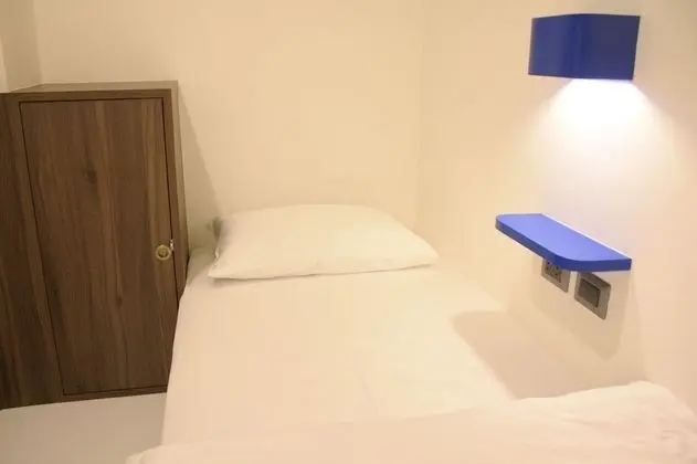 Mini Private Room with Shared Bathroom (1 Adult Only)