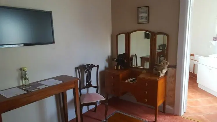 Tek Büyük Yataklı Oda