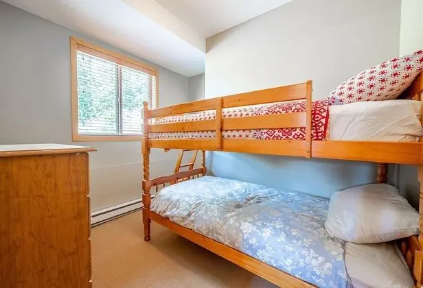 Ev (4 Bedrooms)