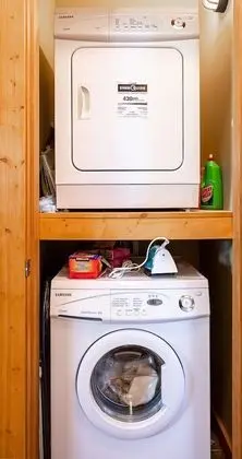 Ev (4 Bedrooms)