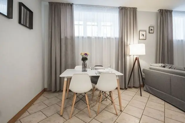 Superior Apart Daire, 1 Yatak Odası, Avlu Manzaralı