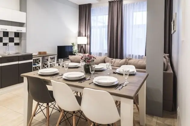 Superior Apart Daire, 4 Yatak Odası, Avlu