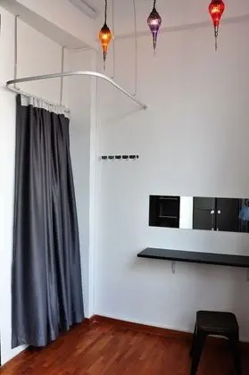 Lower Single Capsule - Mixed - Shared Bathroom