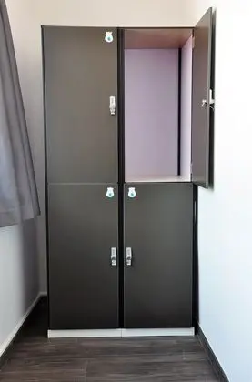 Lower Single Capsule - Mixed - Shared Bathroom