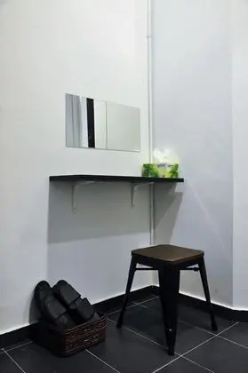 Upper Single Capsule - Mixed - Shared Bathroom