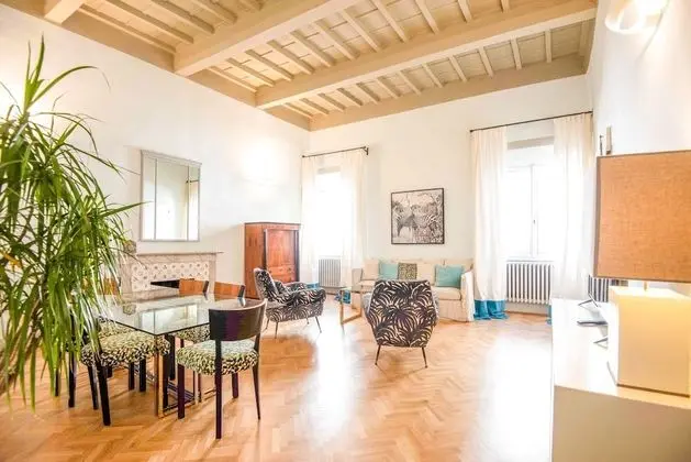 Deluxe Apart Daire, Sigara İçilmez