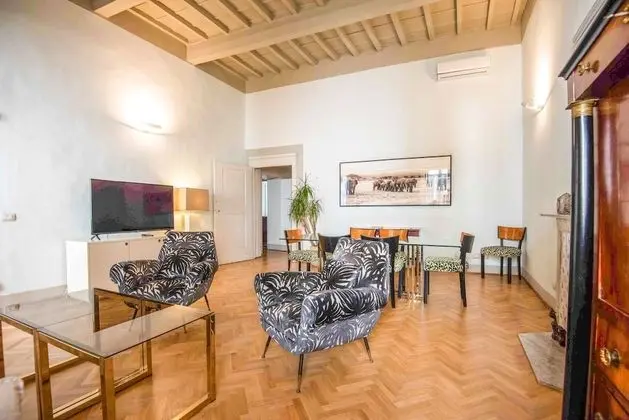 Deluxe Apart Daire, Sigara İçilmez