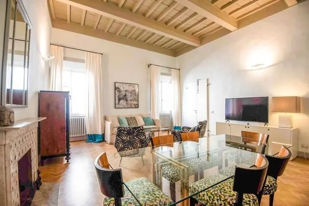 Deluxe Apart Daire, Sigara İçilmez