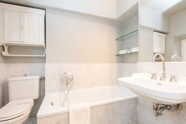 Deluxe Apart Daire, Sigara İçilmez