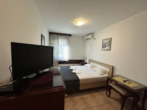Standard Tek Büyük Yataklı Oda, Şehir Manzaralı