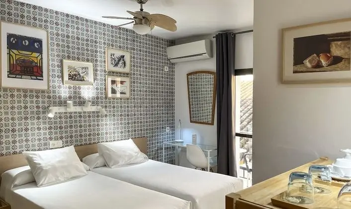 Tek Büyük Yataklı Oda, Şehir Manzaralı