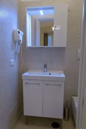 Üç Kişilik Oda, Özel Banyo