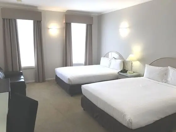 Deluxe Dört Kişilik Oda