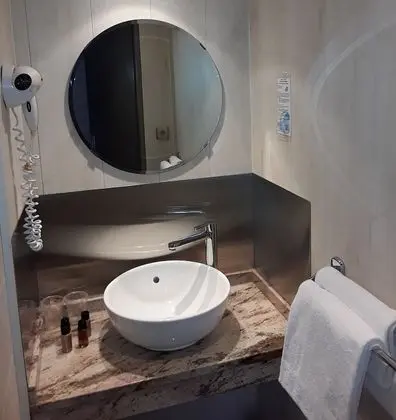 Basic Tek Büyük Yataklı Oda, 1 Büyük (Queen) Boy Yatak, Balkon