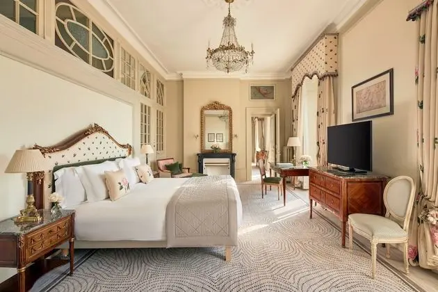 Lake View Heritage Suite