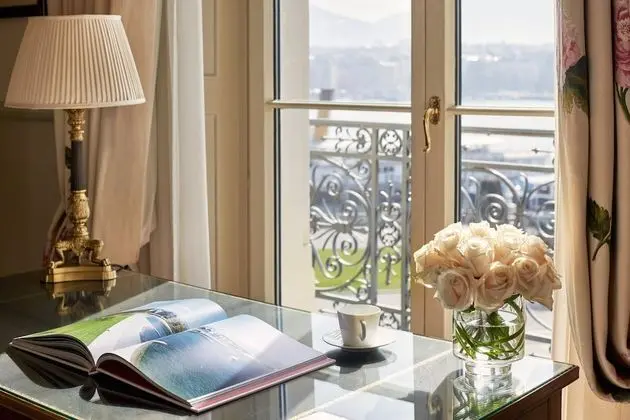 Lake View Heritage Suite