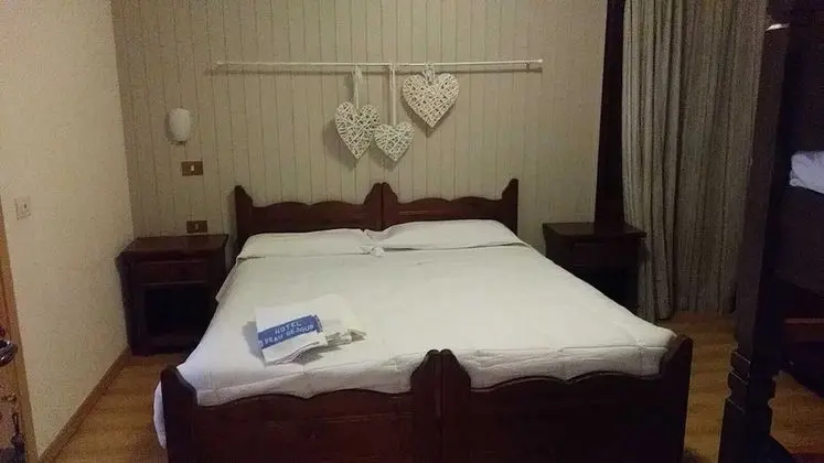 Tek Büyük veya İki Ayrı Yataklı Oda