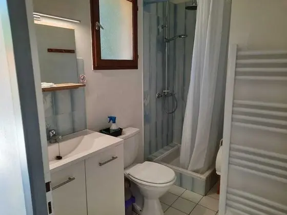 Comfort Tek Büyük Yataklı Oda, Bahçe Manzaralı (Molleres)