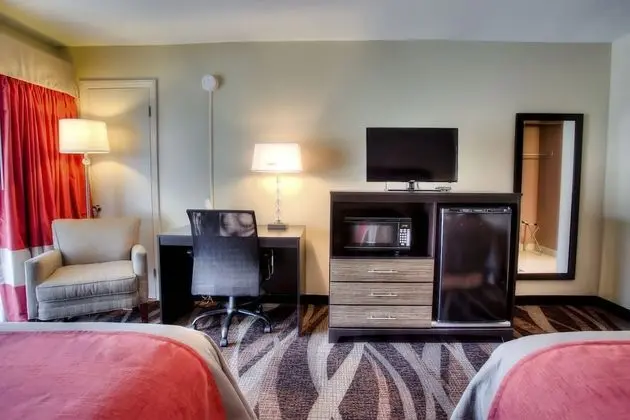 Standard Double Room with 2 Queen Beds - Non-Smoking, Non-Accessible