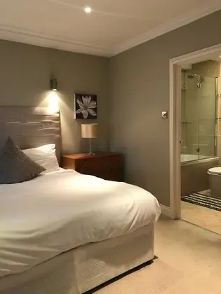 Basic Apart Daire, 2 Büyük (Queen) Boy Yatak, Sigara İçilmez, Şehir Manzaralı