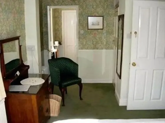Tek Büyük Yataklı Oda, Banyolu/Duşlu (with Bath & Shower)