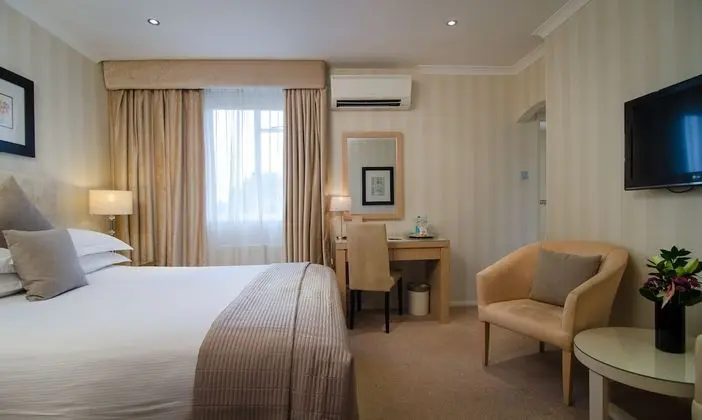 Standard Tek Büyük Yataklı Oda