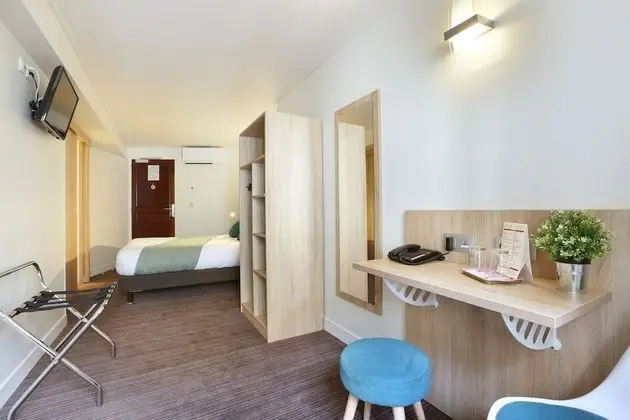 Comfort Tek Büyük veya İki Ayrı Yataklı Oda