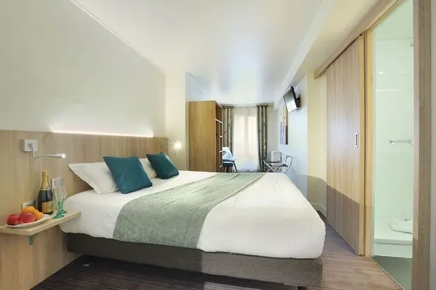 Comfort Tek Büyük veya İki Ayrı Yataklı Oda