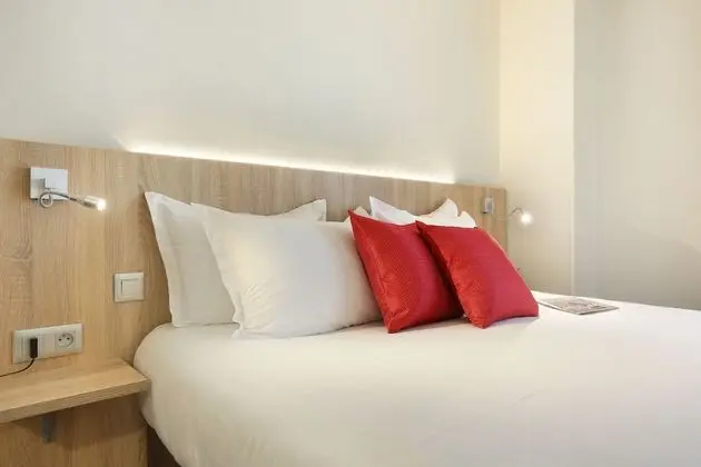 Comfort Tek Büyük veya İki Ayrı Yataklı Oda