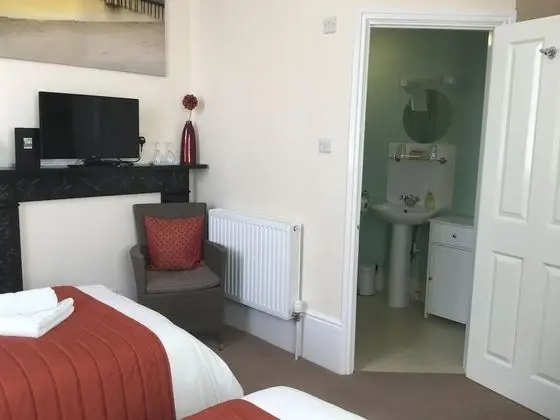 İki Ayrı Yataklı Oda (Ground Floor- Room 1)