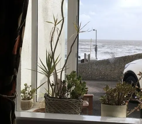 İki Ayrı Yataklı Oda (Ground Floor- Room 1)