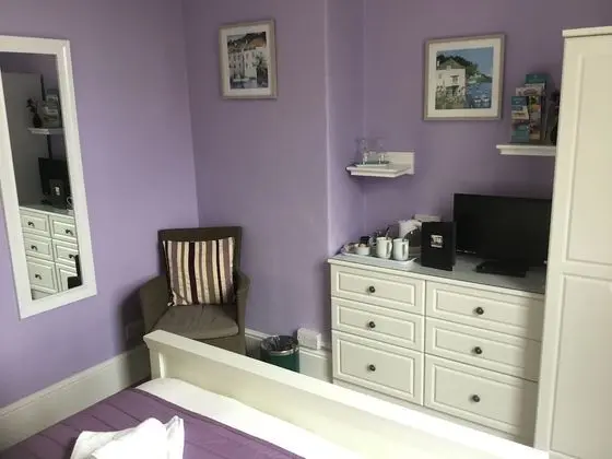 Standard Tek Büyük Yataklı Oda (Room 4)