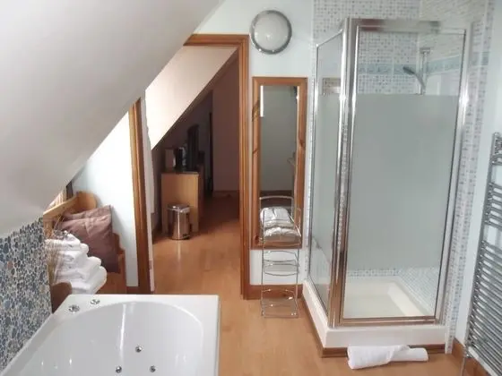 Romantic Tek Büyük Yataklı Oda (Spa 2)
