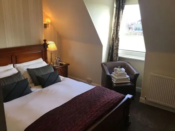 Superior Tek Büyük Yataklı Oda