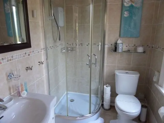 Tek Büyük Yataklı Oda (First Floor)