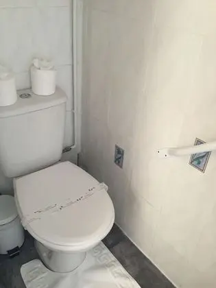 Tek Büyük Yataklı Oda (Ground Floor)