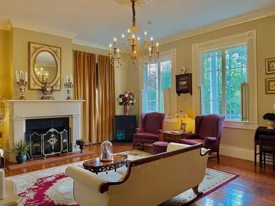 Emily Suite